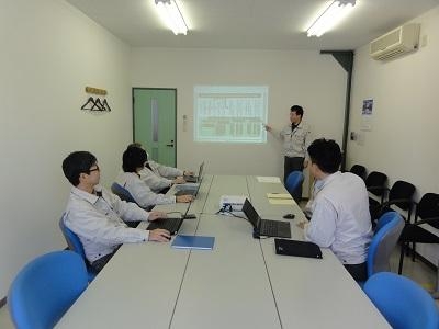 10015_【半導体製品技術者】残業月平均20時間程度/資格・皆勤手当、他諸手当充実/車通勤OK_やりがいや楽しさ画像1