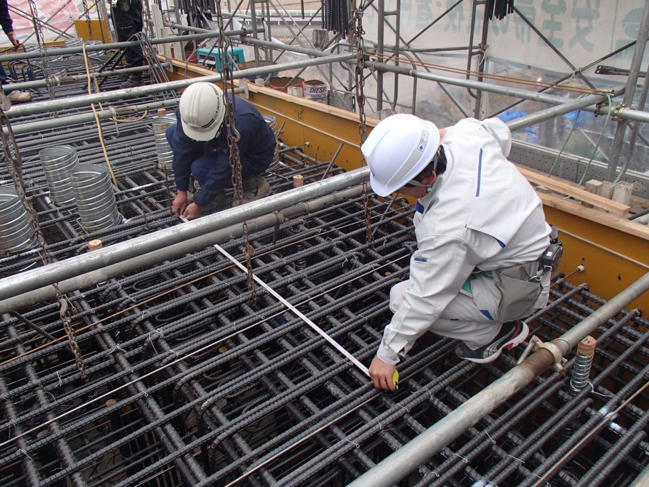 7126_【施工管理】国交省発注の工事における監督支援/年休120日/土日祝/残業少/諸手当_メイン画像