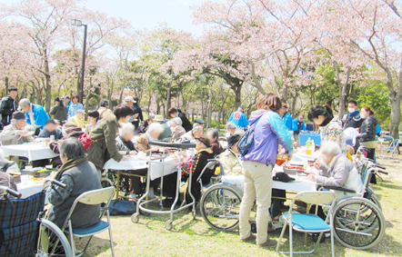 7222_【介護職員】全国第一号の社会福祉法人/未経験歓迎/業務手当、夜勤手当/退職金共済_やりがいや楽しさ画像1