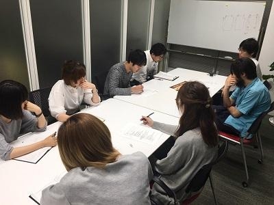 9350_【デザイナー】大阪勤務/有給消化積極推奨/決算賞与あり/産休・育休/給与改定年2回_だれとAセット画像1